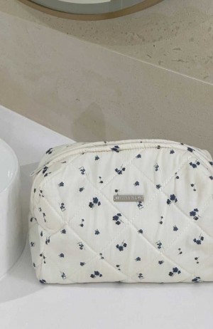 White Fox Getting Ready Cosmetic Bag Ditsy Blues | KVMJSN-192