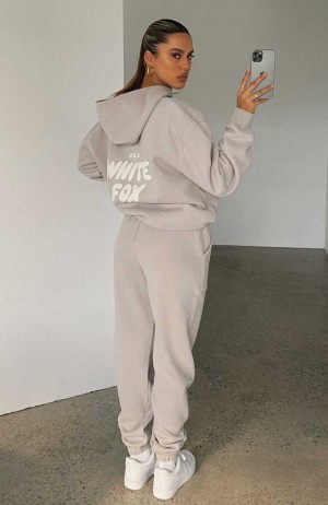 White Fox Offstage Sweatpants Moon | QUISTV-294