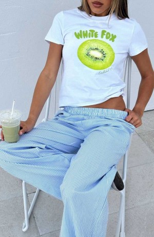 White Fox Take A Bite Relaxed Baby Tee White | WAGMLR-971