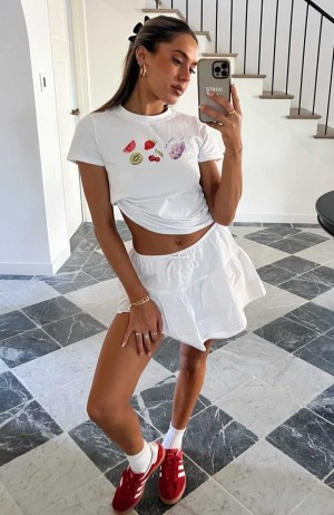 White Fox Where Were You Mini Skirt White | CHUMFT-074