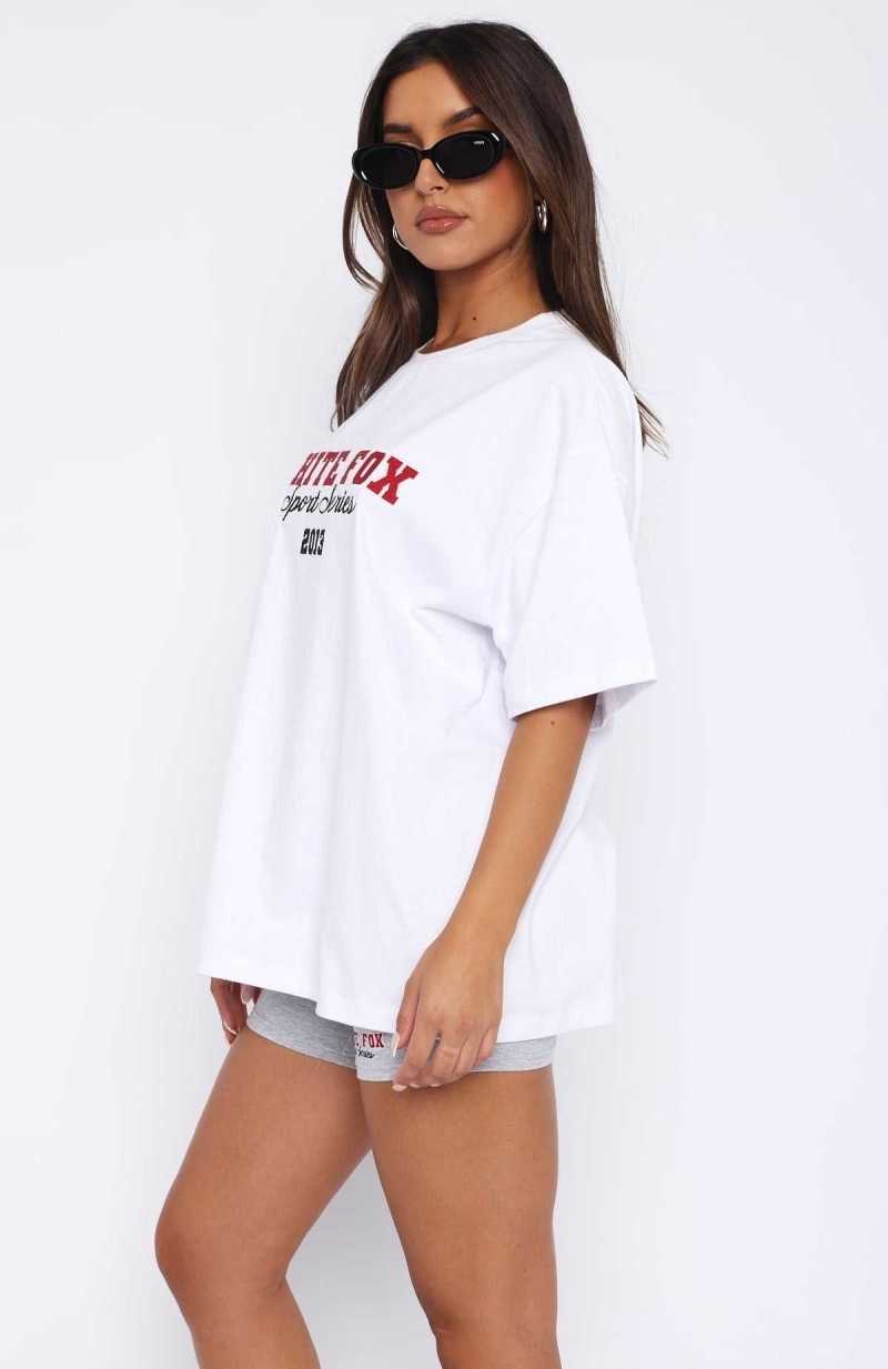 White Fox A Power Move Oversized Tee White | GDNOAR-429