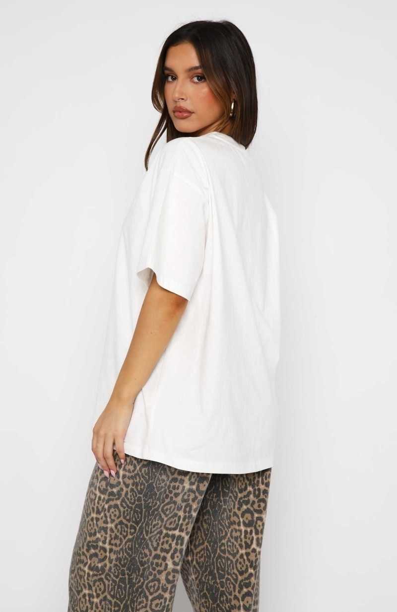White Fox All I've Got Oversized Tee White | GADIOP-903
