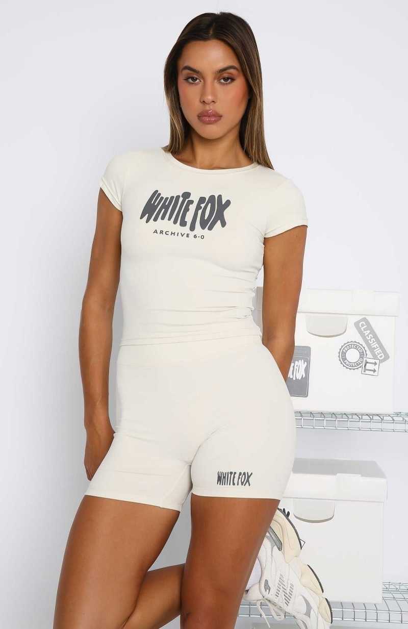 White Fox Archive 6.0 Baby Tee Coconut | CDEHKS-169