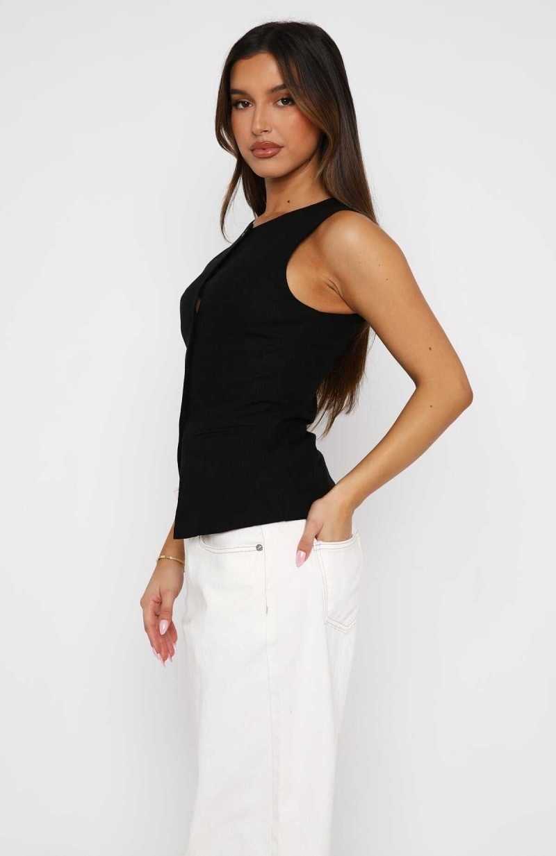 White Fox At The Races Vest Top Black | CXUABY-152