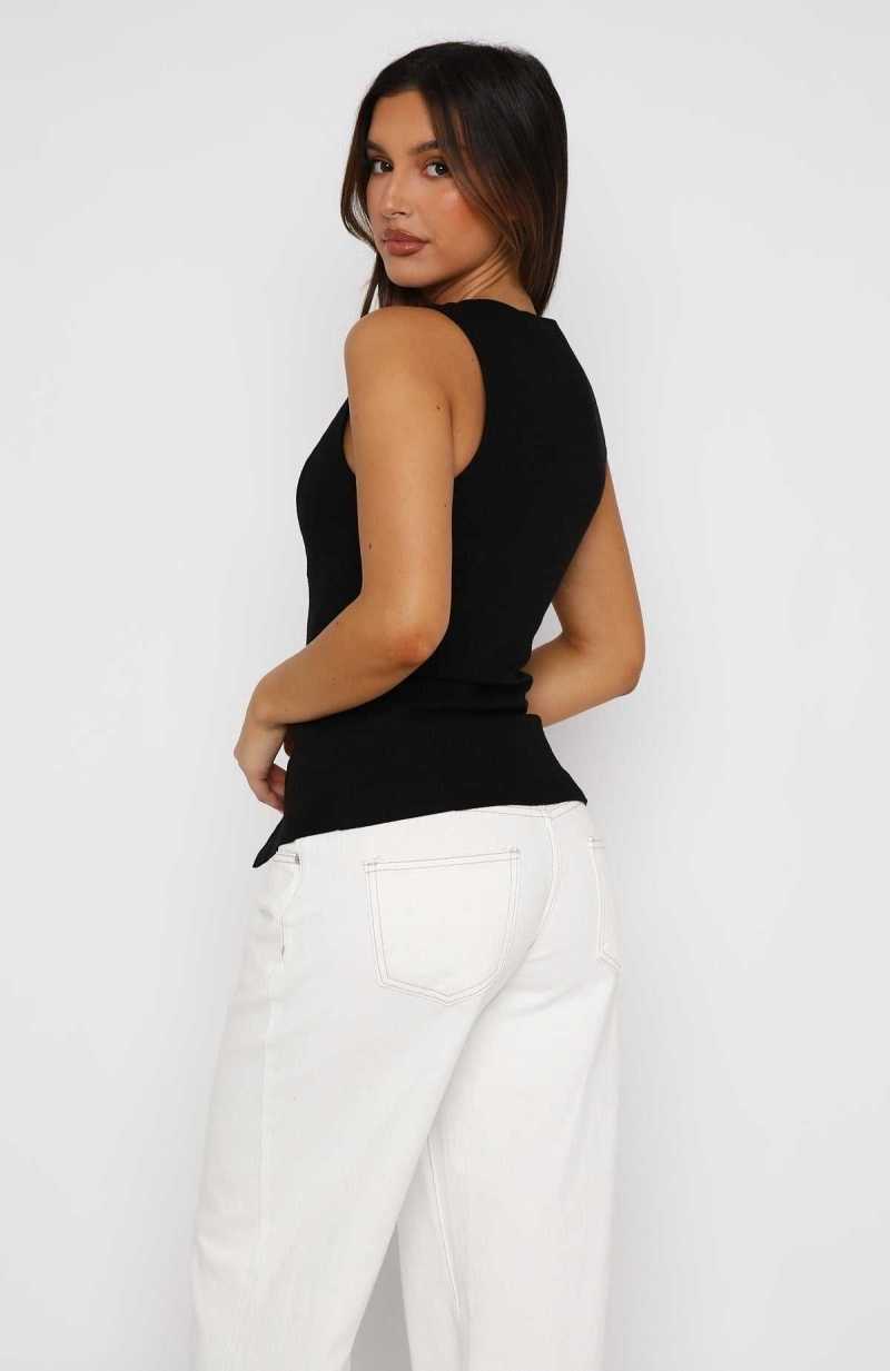 White Fox At The Races Vest Top Black | CXUABY-152
