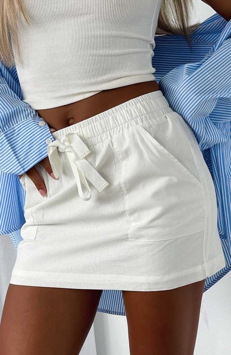 White Fox Best Of Friends Mini Skirt White | QAPRIB-123
