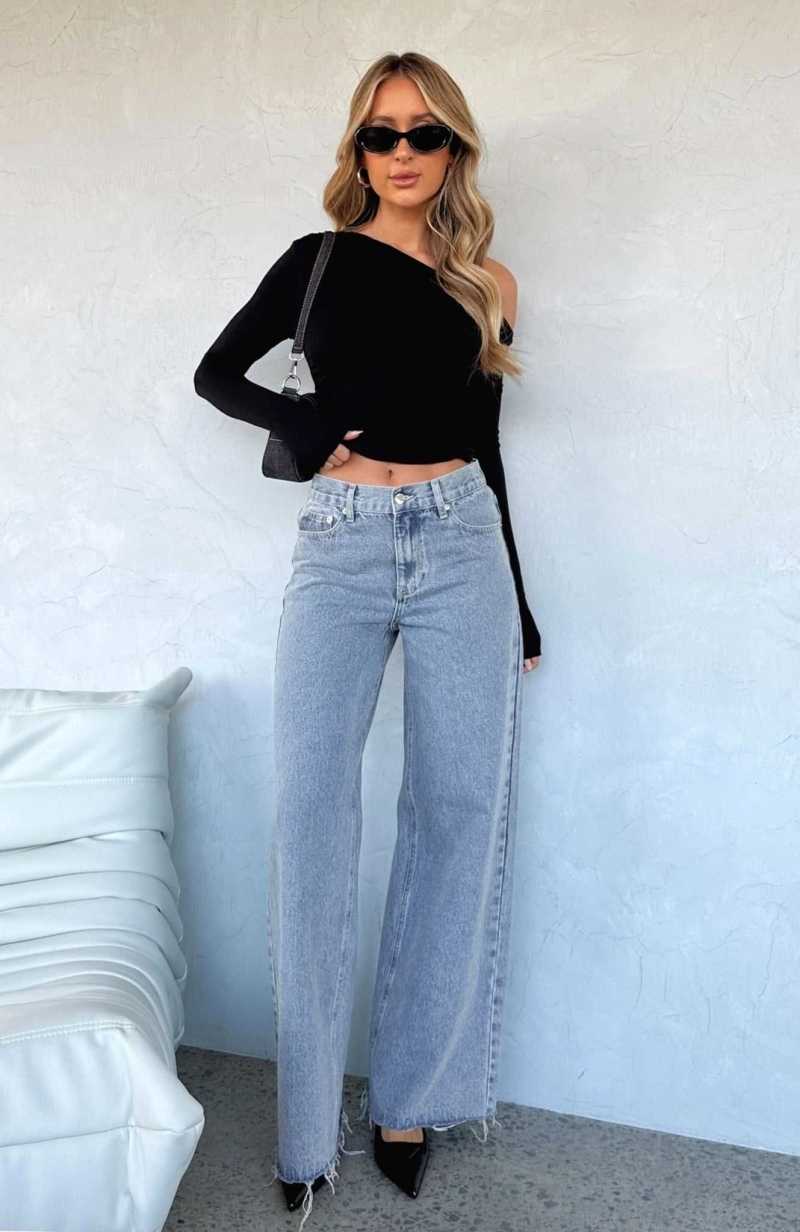 White Fox Call You Mine Mid Rise Wide Leg Jeans Mid Blue | AHWZNT-637