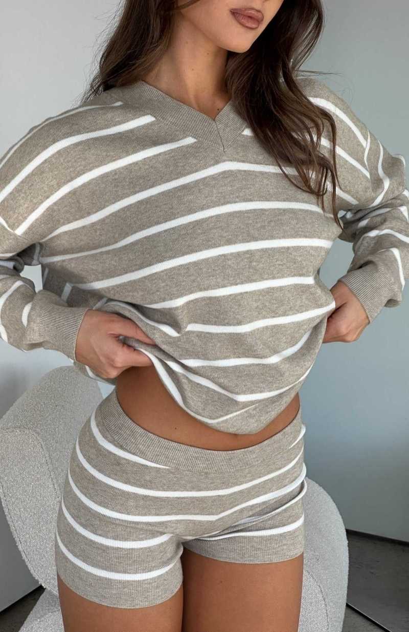 White Fox Can't Be Friends Oversized Sweater Beige/White | UIYZKM-642