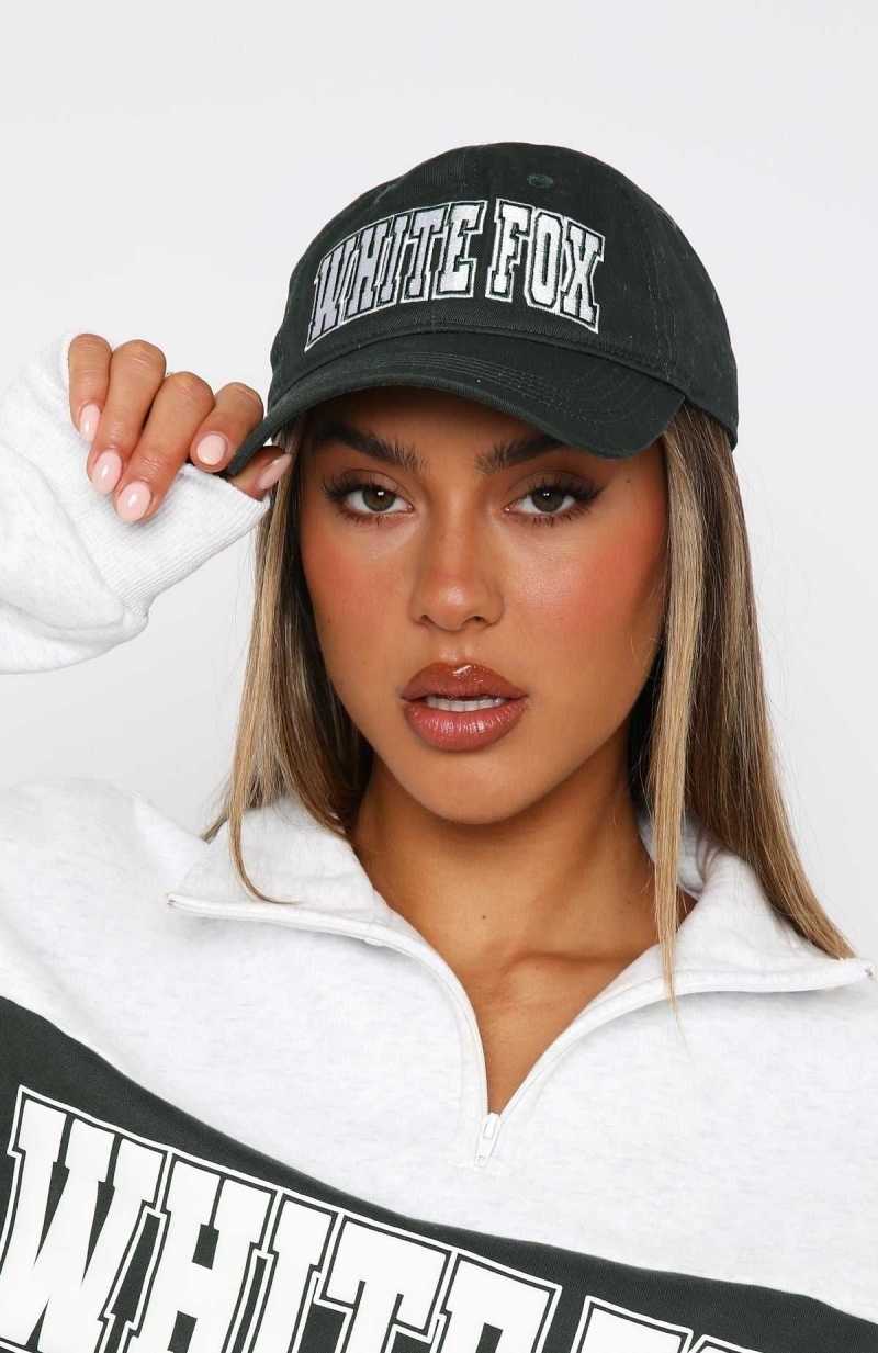 White Fox Decade Classics Varsity Cap Green | JDKTYF-425