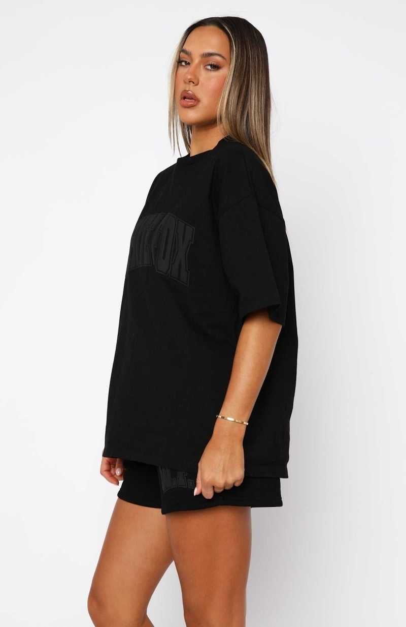 White Fox Decade Classics Varsity Oversized Tee Black | AHFUWD-568