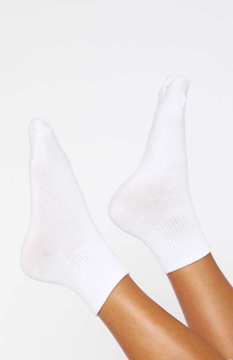 White Fox Don't Want To Know Socks White | TJKYZS-743