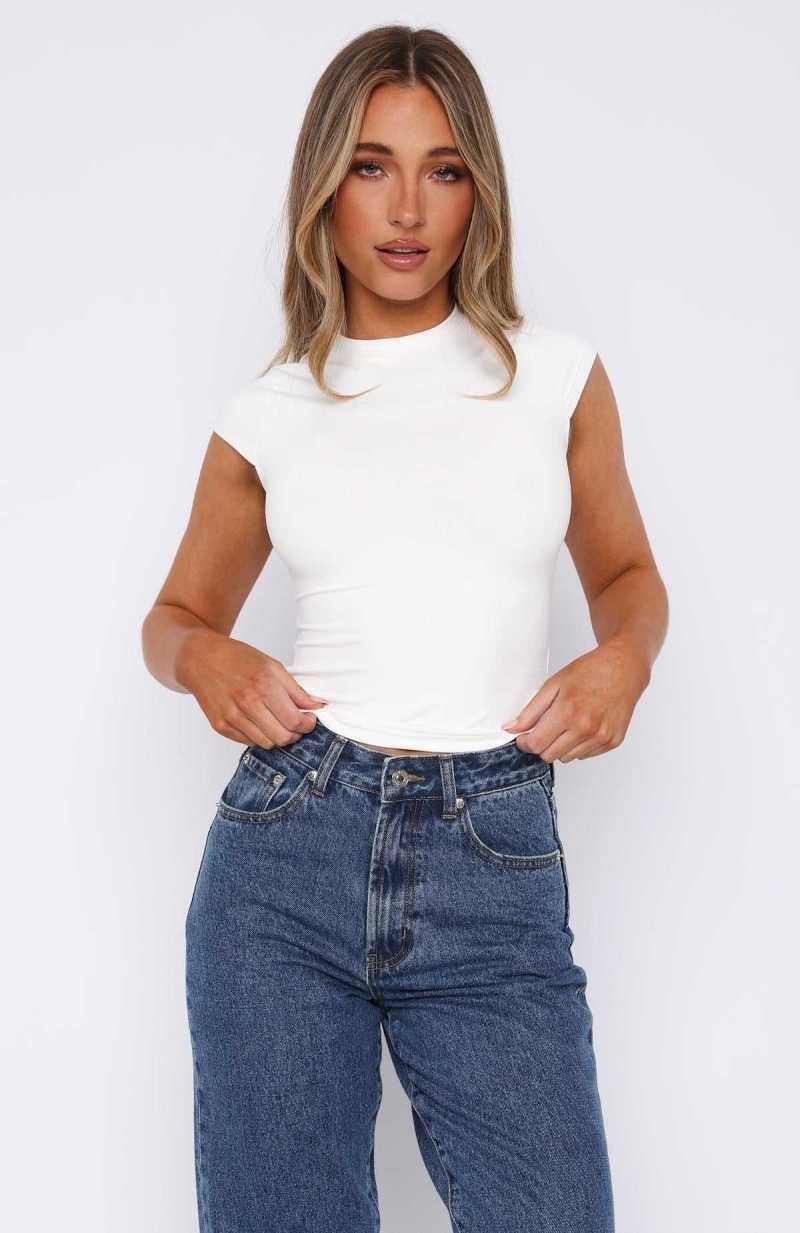 White Fox Dream Life Short Sleeve Top White | ENLRIK-293