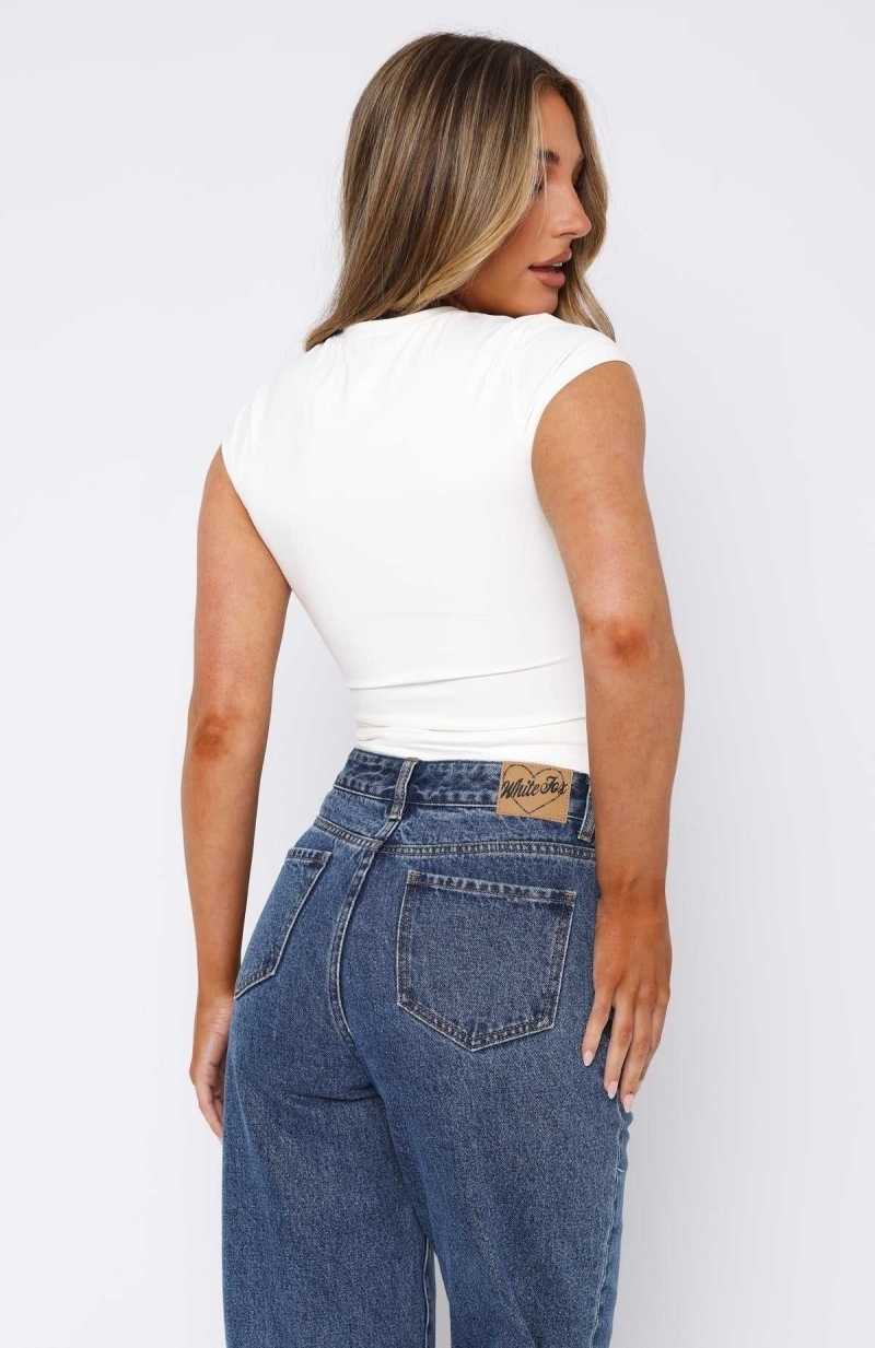 White Fox Dream Life Short Sleeve Top White | ENLRIK-293