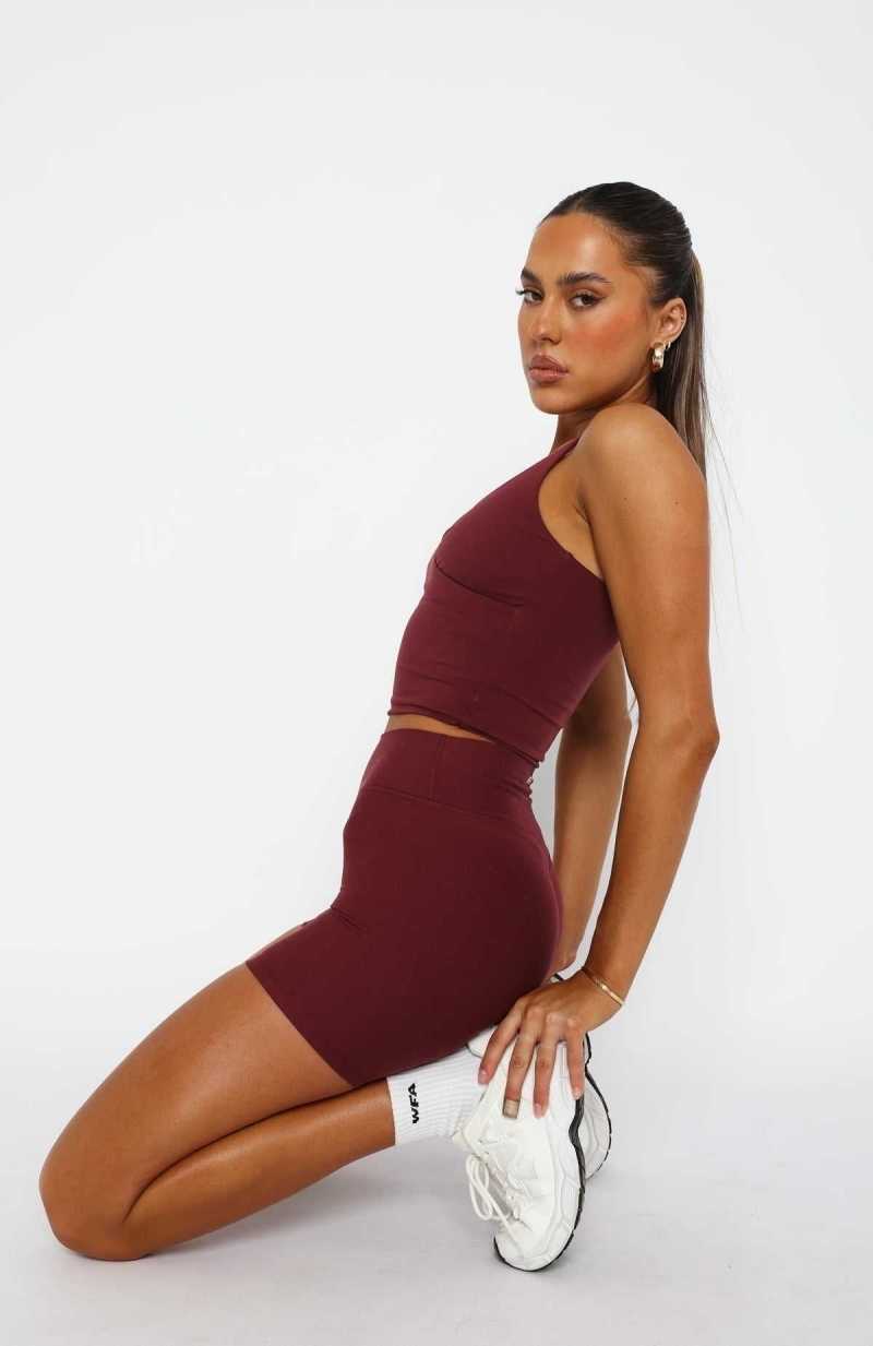 White Fox Endurance Scrunch High Waisted Shorts Burgundy | WILPRZ-879