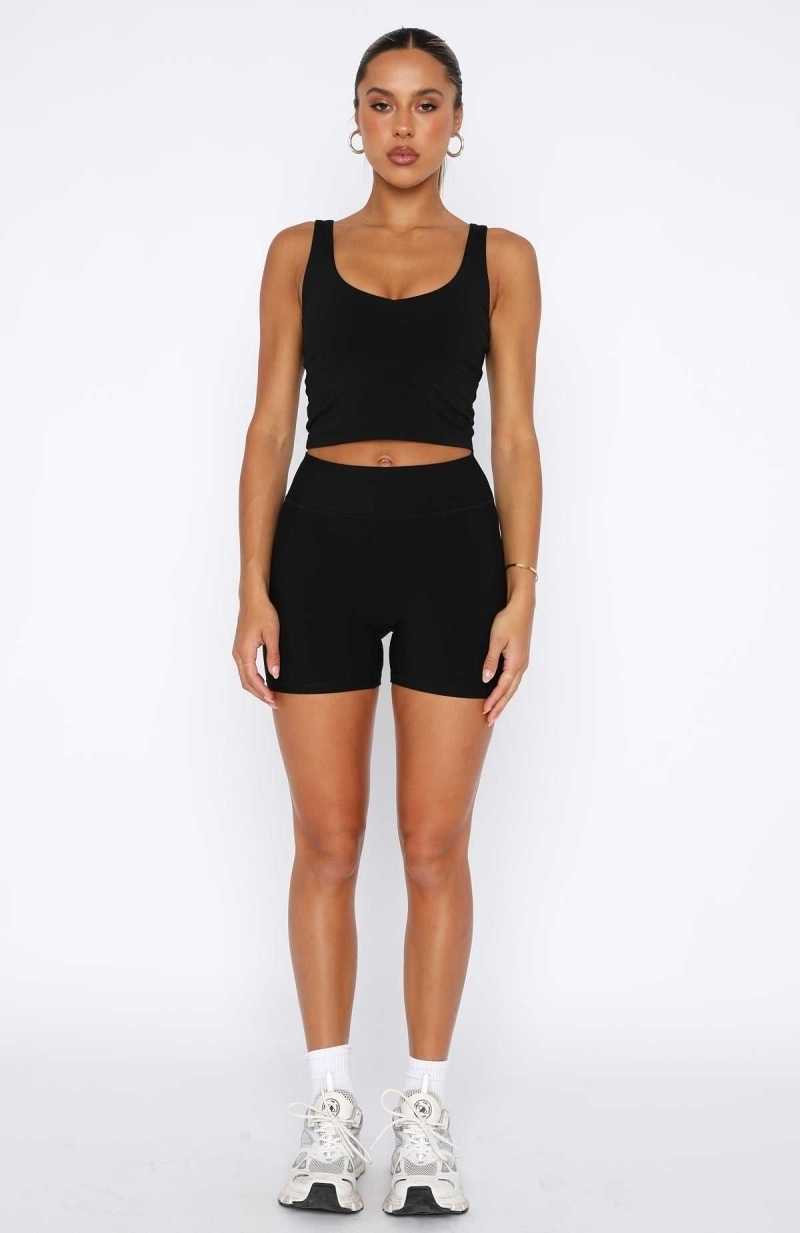 White Fox Endurance Scrunch High Waisted Shorts Black | FCXDVW-635