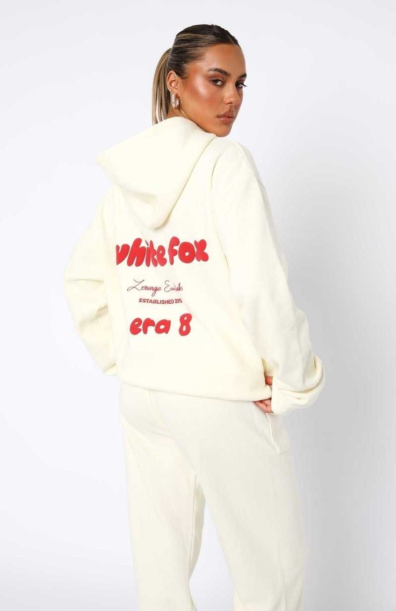 White Fox Era 8 Oversized Hoodie Cherry Cream | BDYKWA-537