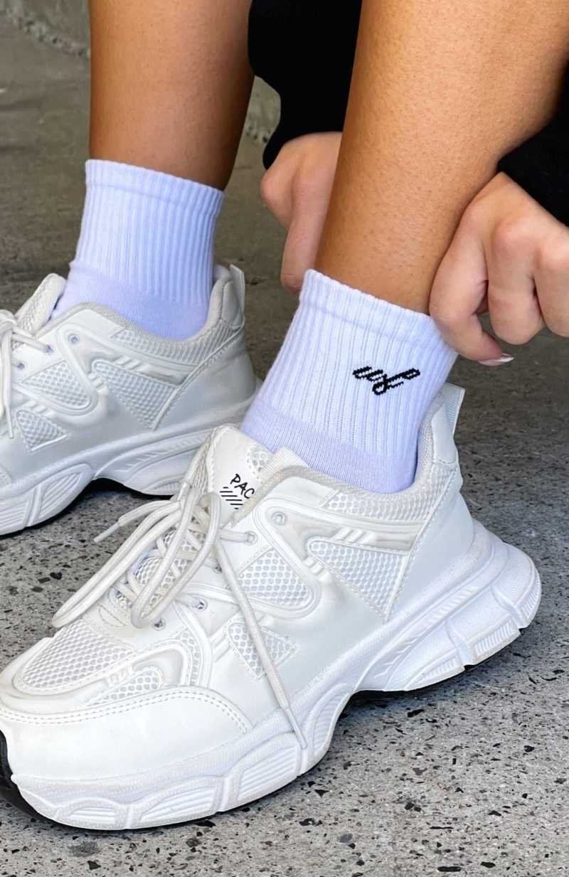 White Fox Foolish Game Socks White/Black | YRMEPO-417