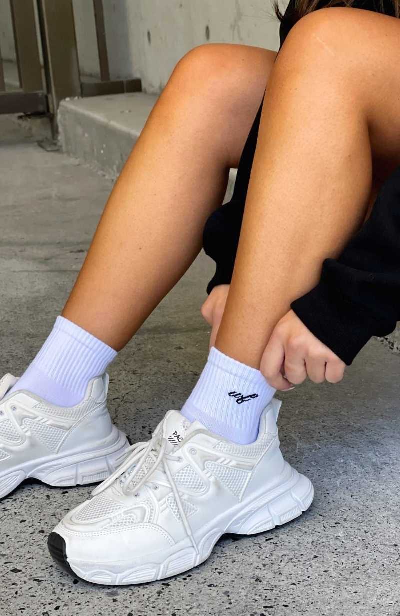 White Fox Foolish Game Socks White/Black | YRMEPO-417