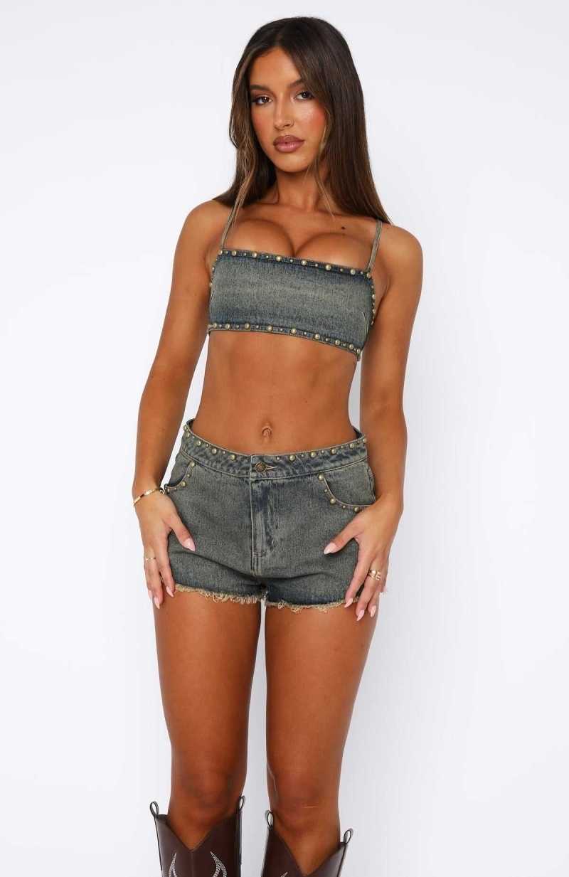 White Fox Get Shaky Denim Shorts Hazel Wash | URGCVS-572