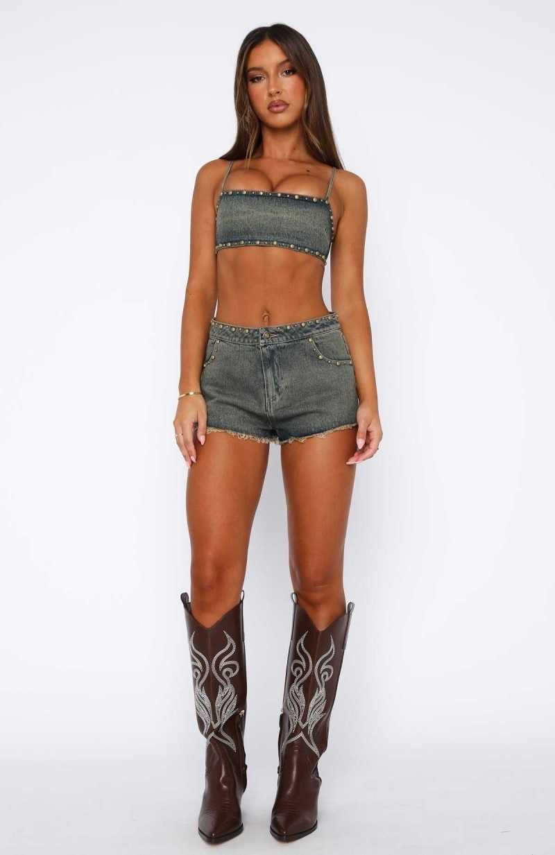White Fox Get Shaky Denim Shorts Hazel Wash | URGCVS-572