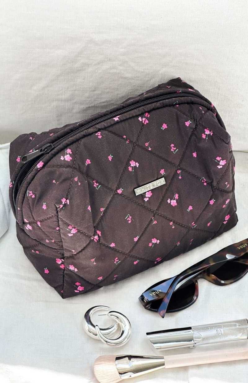 White Fox Getting Ready Cosmetic Bag Chocolate Dreams | XTHJQB-298