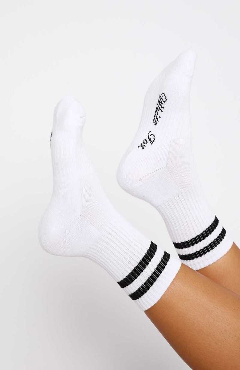 White Fox Grounded Socks White/Black | CVEYRG-365