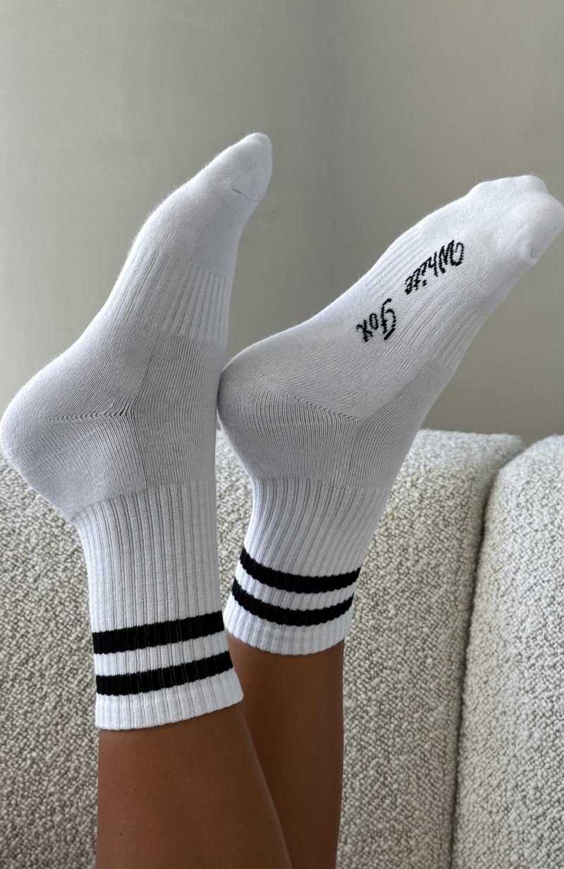 White Fox Grounded Socks White/Black | CVEYRG-365