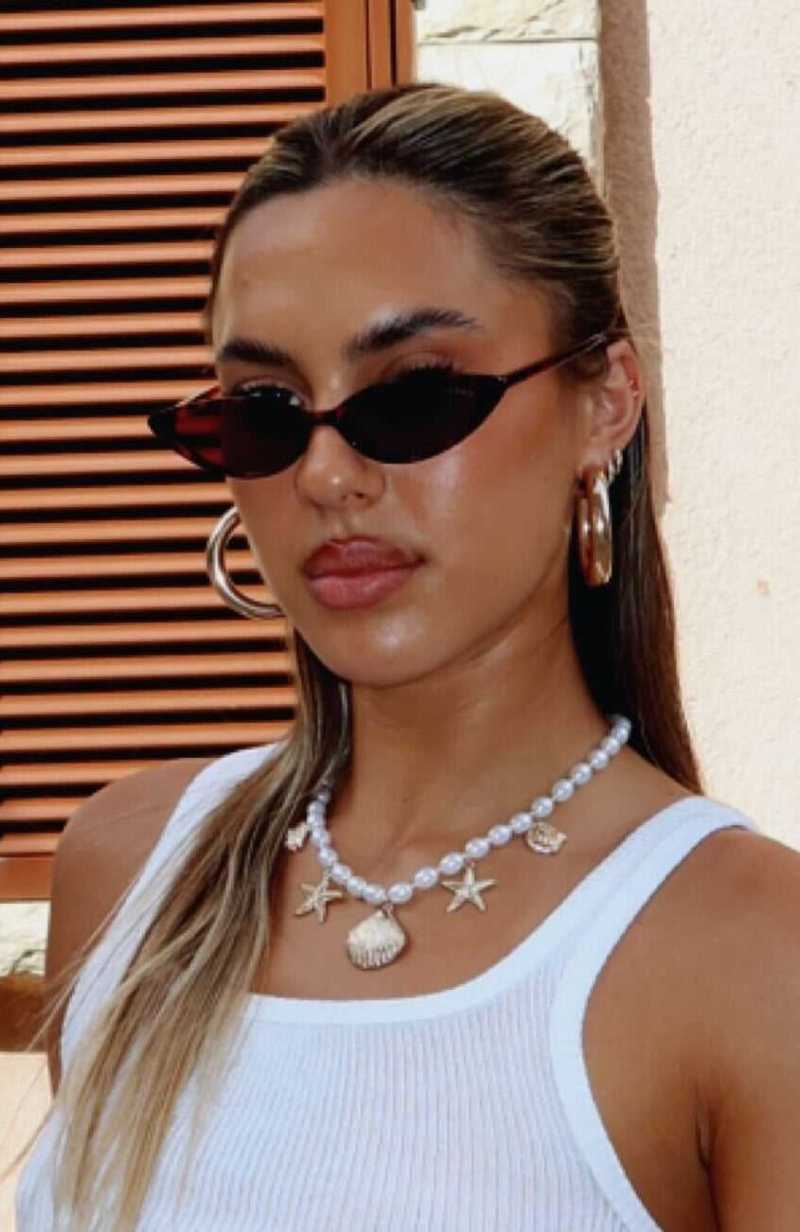 White Fox Island Daze Necklace Gold | HTPZBR-312