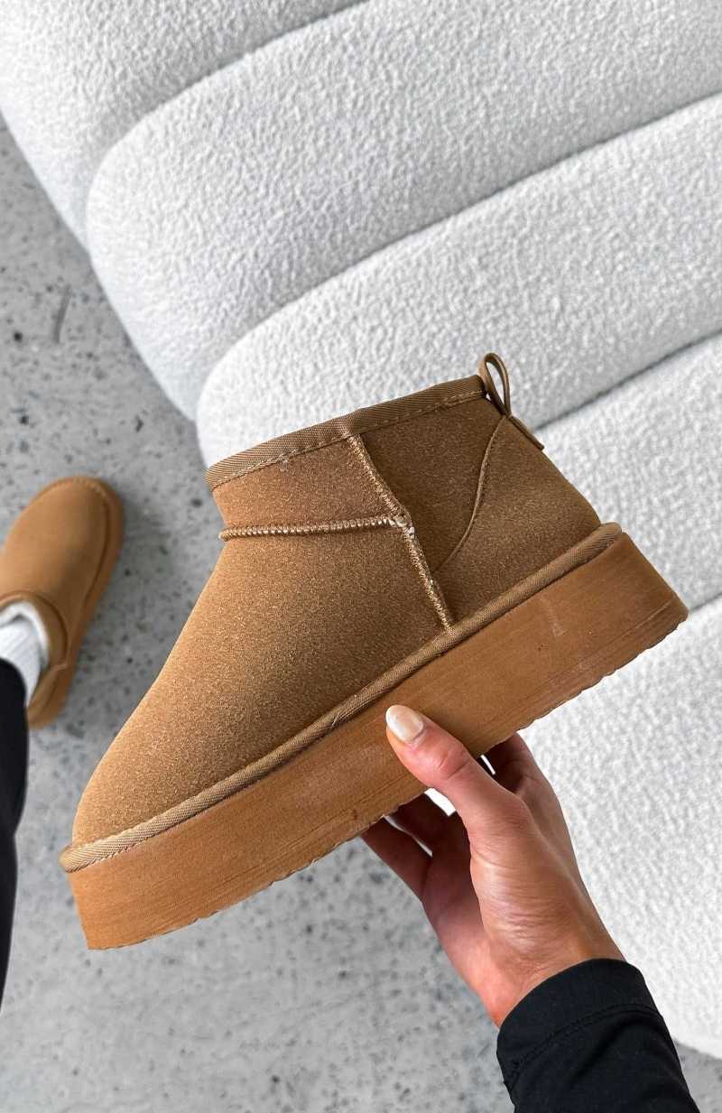 White Fox Jet Setter Platform Snug Boots Chestnut | RVYDIK-521