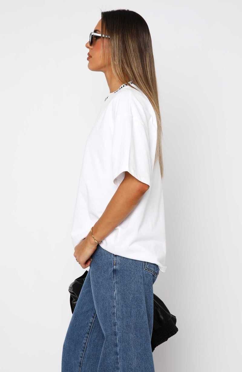 White Fox Just Be Free Oversized Tee White | TJVKWY-016