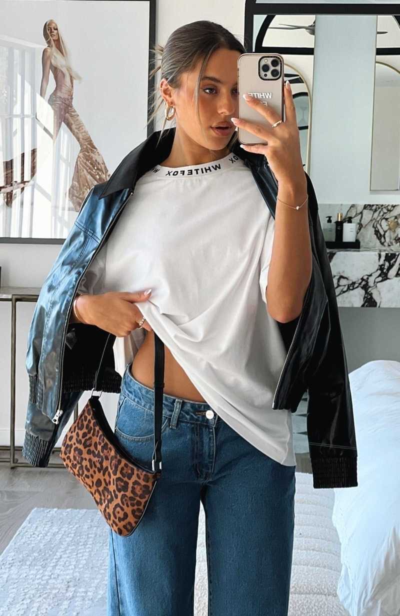 White Fox Just Be Free Oversized Tee White | TJVKWY-016