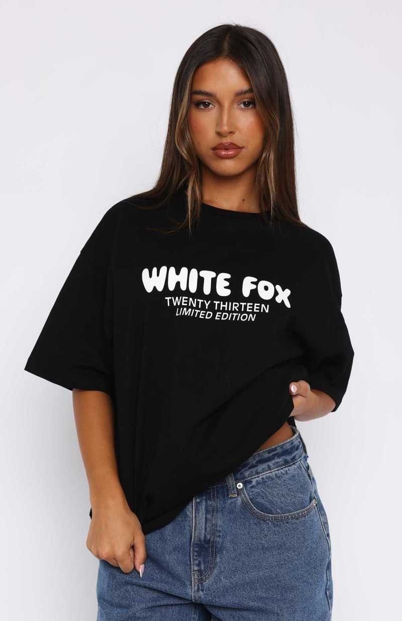White Fox Looking For More Oversized Tee Black | YNRJQH-987
