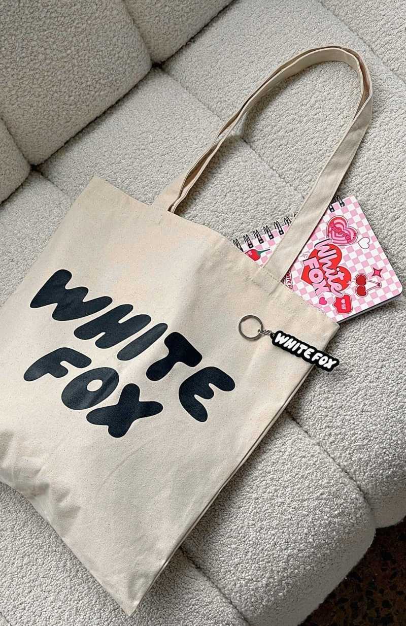 White Fox Main Moment Tote Bag Cream/Shadow | WQOMHA-472