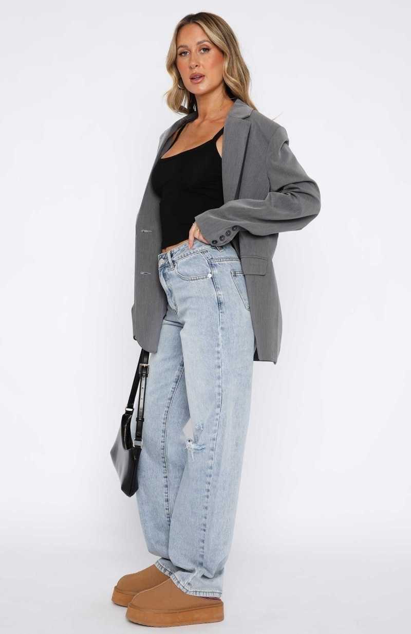 White Fox No Longer Yours Low Rise Straight Leg Jeans Vintage Mid Blue | LPQWDK-810
