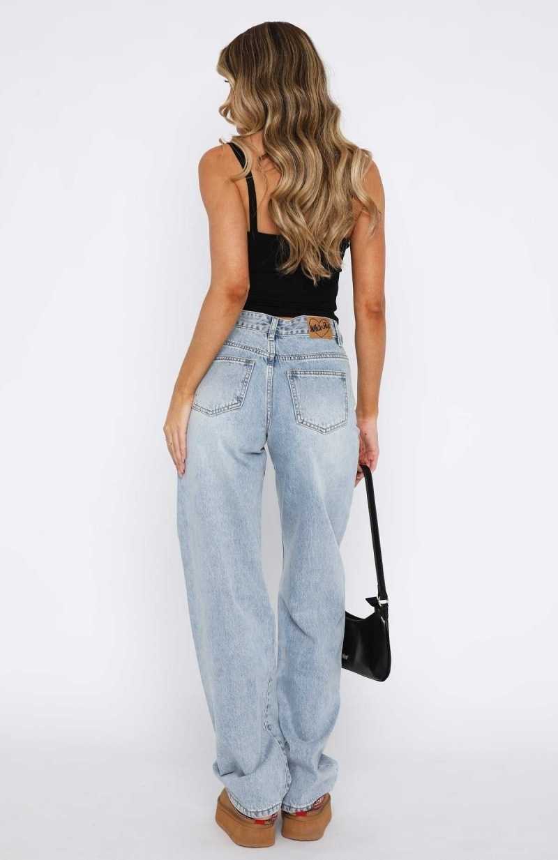 White Fox No Longer Yours Low Rise Straight Leg Jeans Vintage Mid Blue | LPQWDK-810