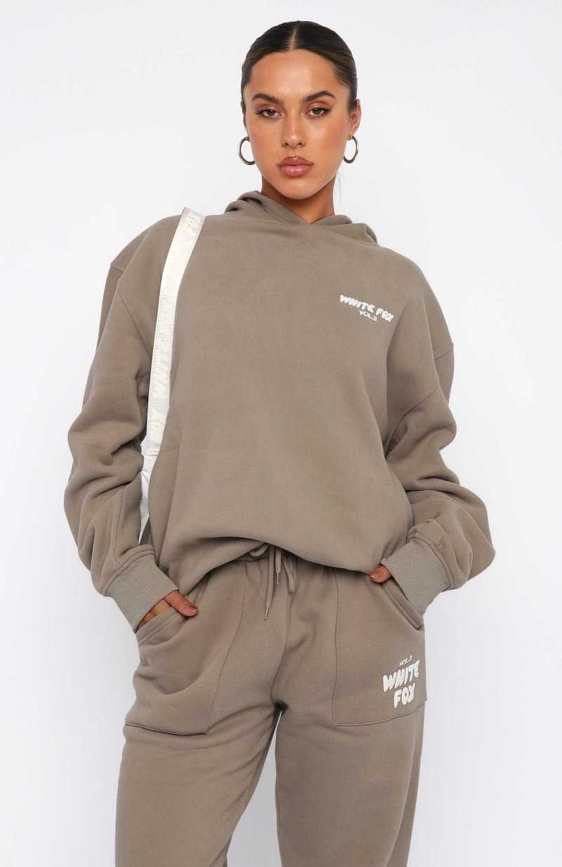 White Fox Offstage Hoodie Fawn | XFIMCL-402