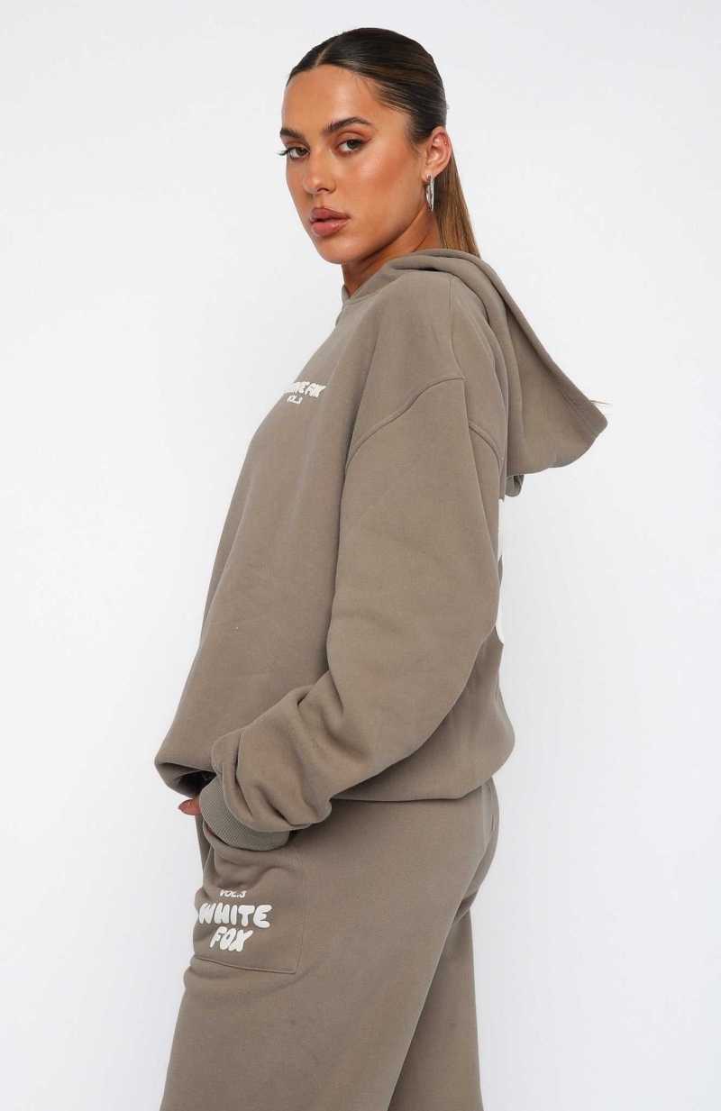 White Fox Offstage Hoodie Fawn | XFIMCL-402