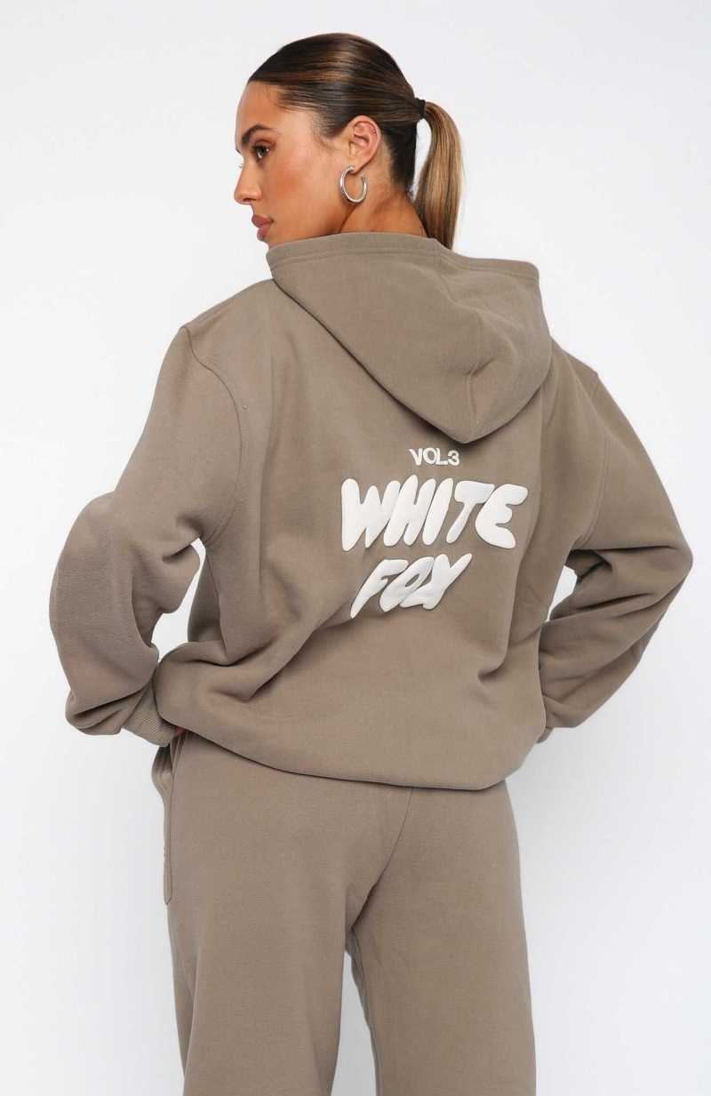 White Fox Offstage Hoodie Fawn | XFIMCL-402