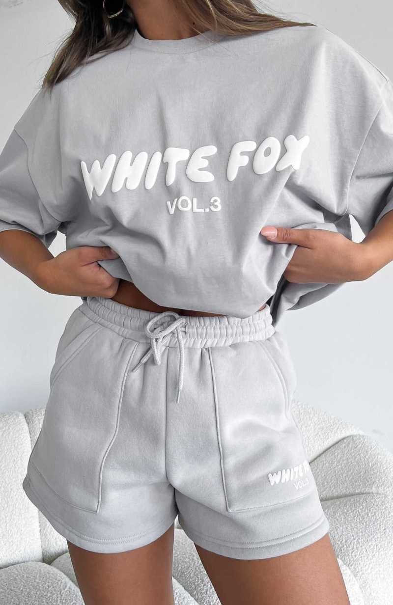 White Fox Offstage Lounge Shorts Moon | AIYQDU-526