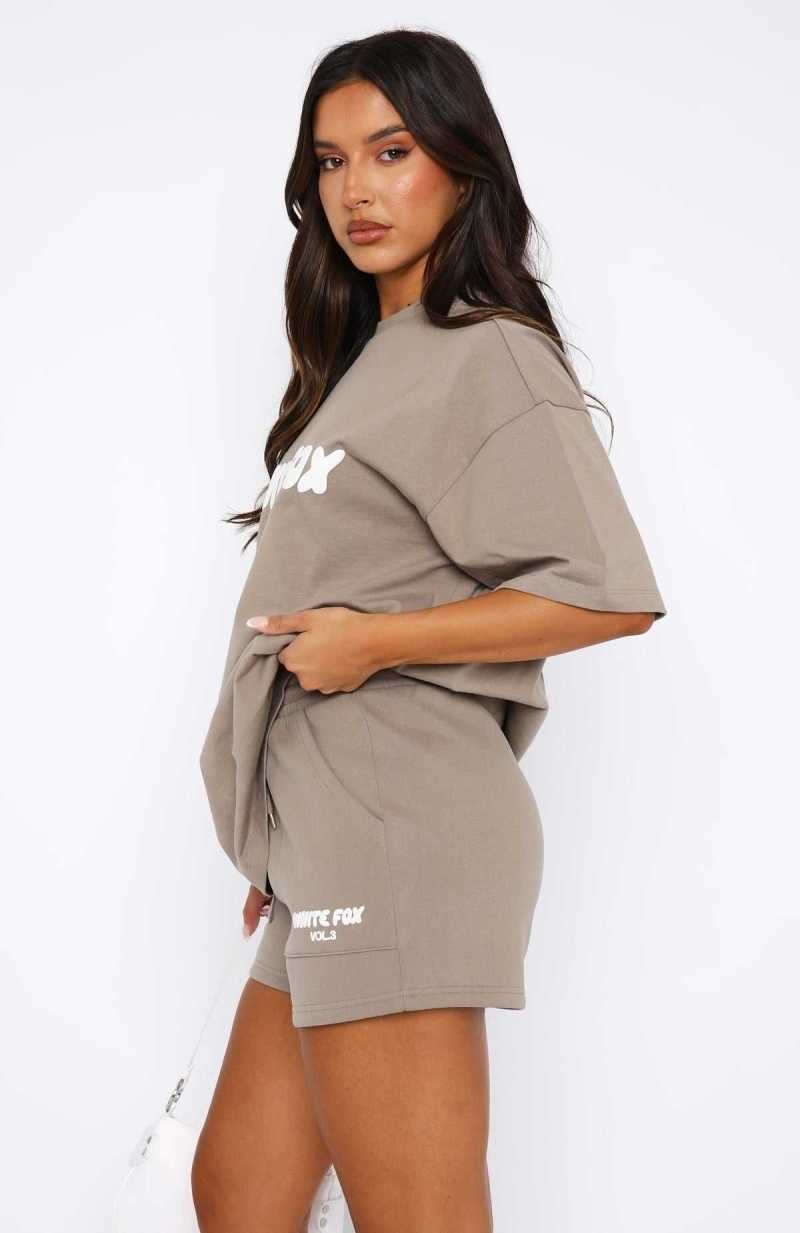 White Fox Offstage Oversized Tee Fawn | UAYSBM-106