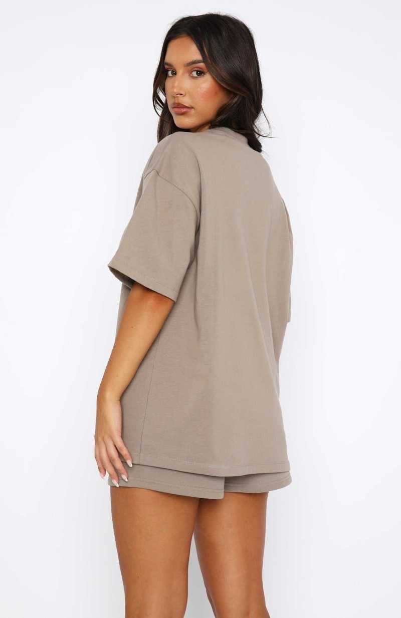 White Fox Offstage Oversized Tee Fawn | UAYSBM-106