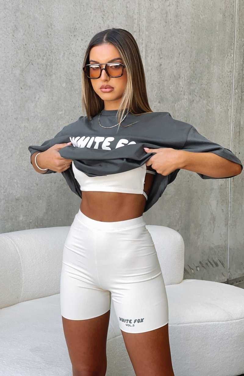 White Fox Offstage Ribbed Bike Shorts Vanilla | WQCTFI-678