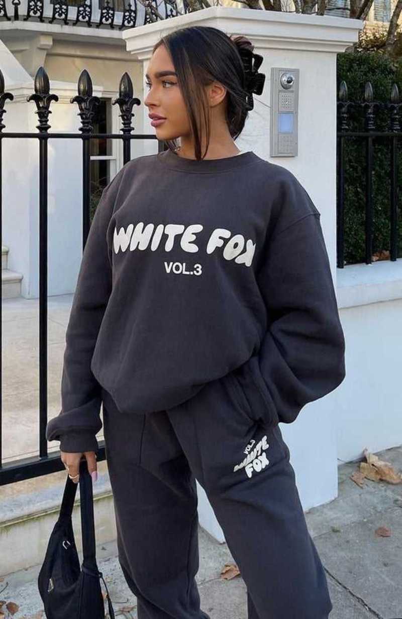 White Fox Offstage Sweater Shadow | JPMZIB-519