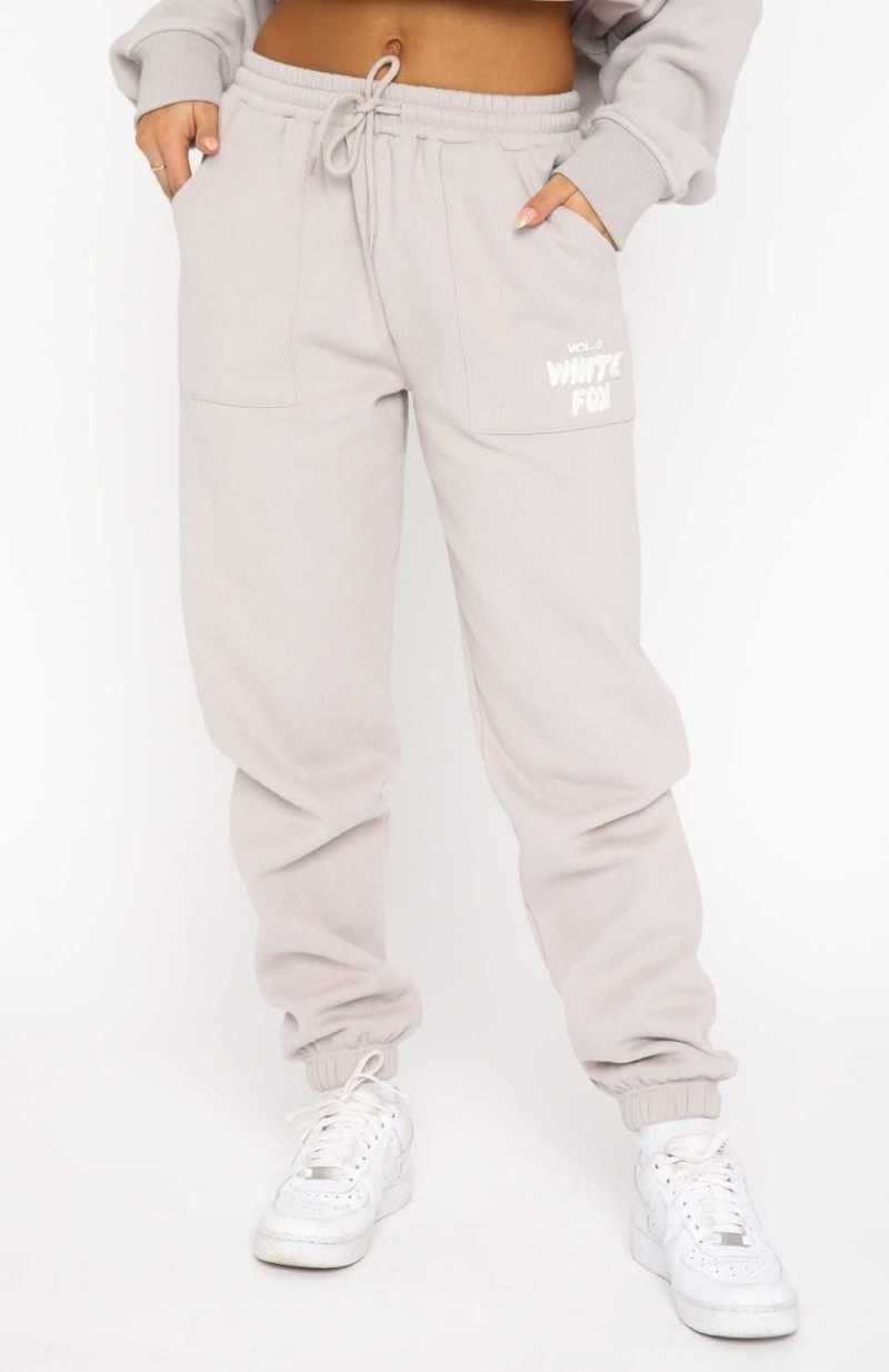 White Fox Offstage Sweatpants Moon | QUISTV-294