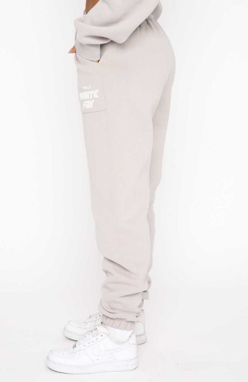 White Fox Offstage Sweatpants Moon | QUISTV-294