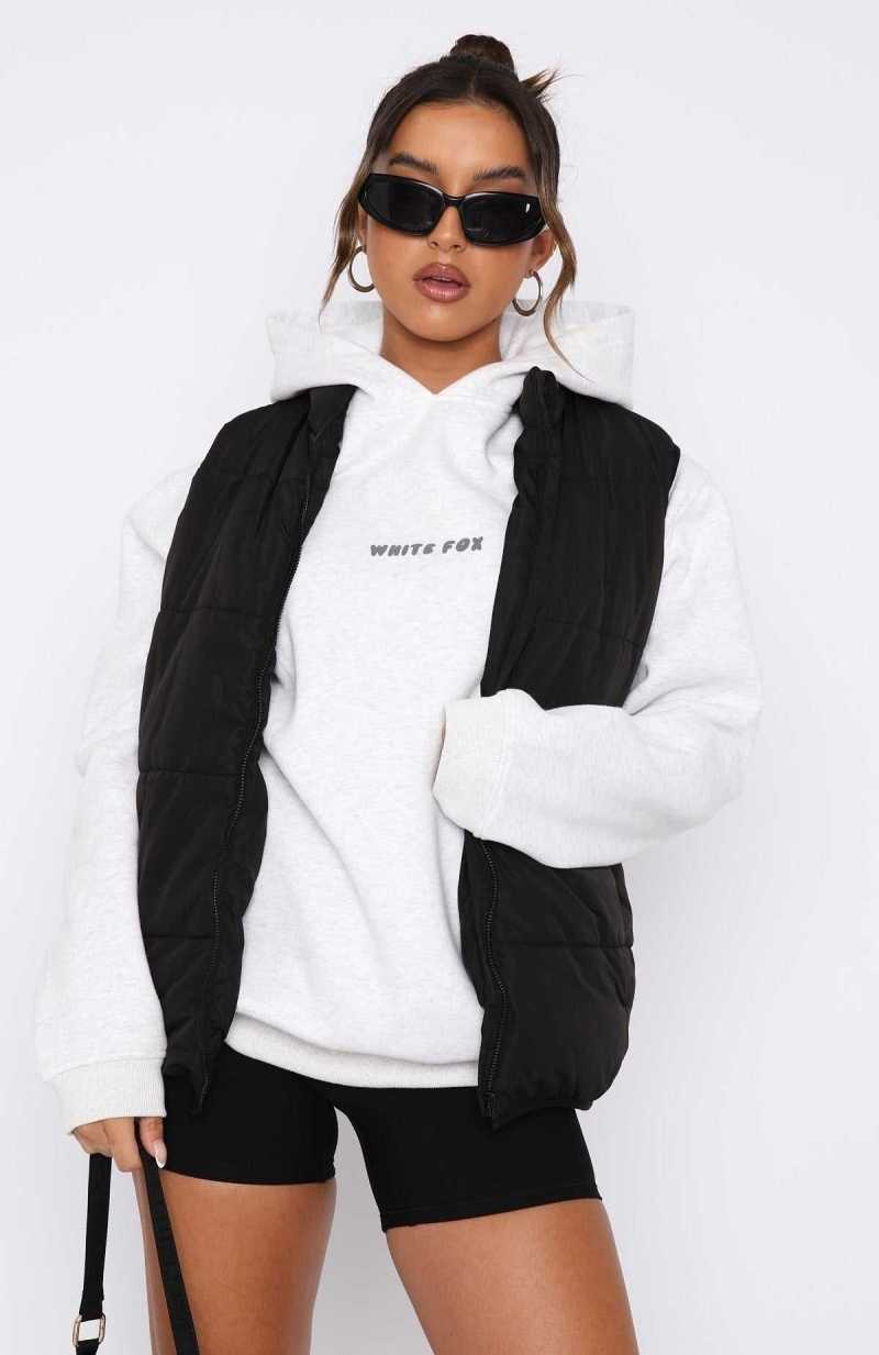 White Fox Outside The Lines Puffer Vest Black | TQGELR-931