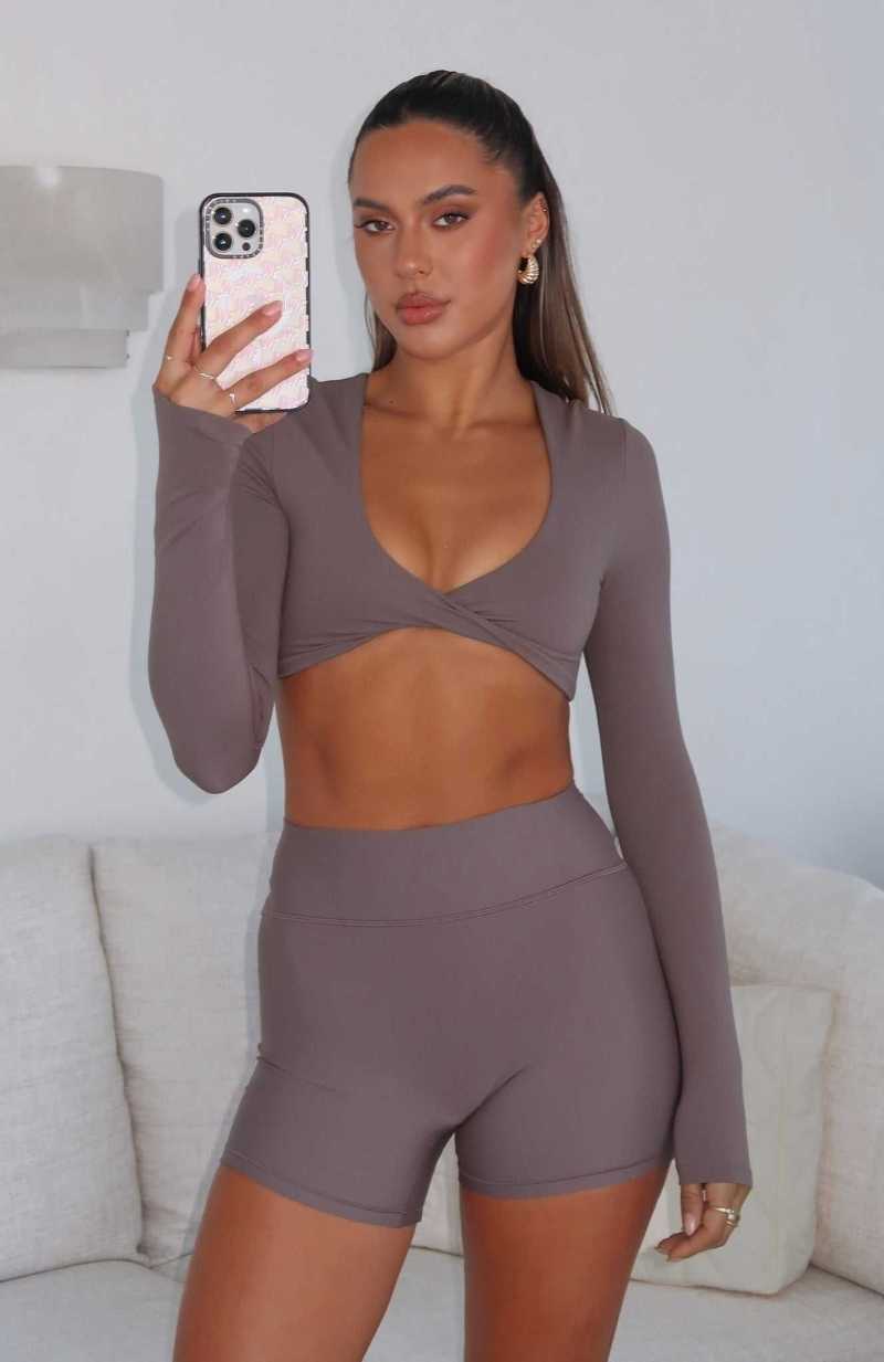 White Fox Over The Line Long Sleeve Crop Cocoa | ZFJLQV-745