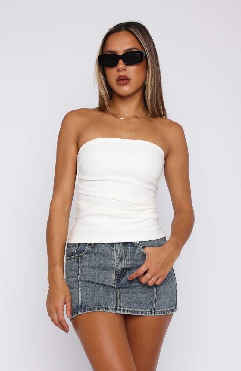 White Fox Right In Front Of Me Strapless Top White | OIWMDP-542