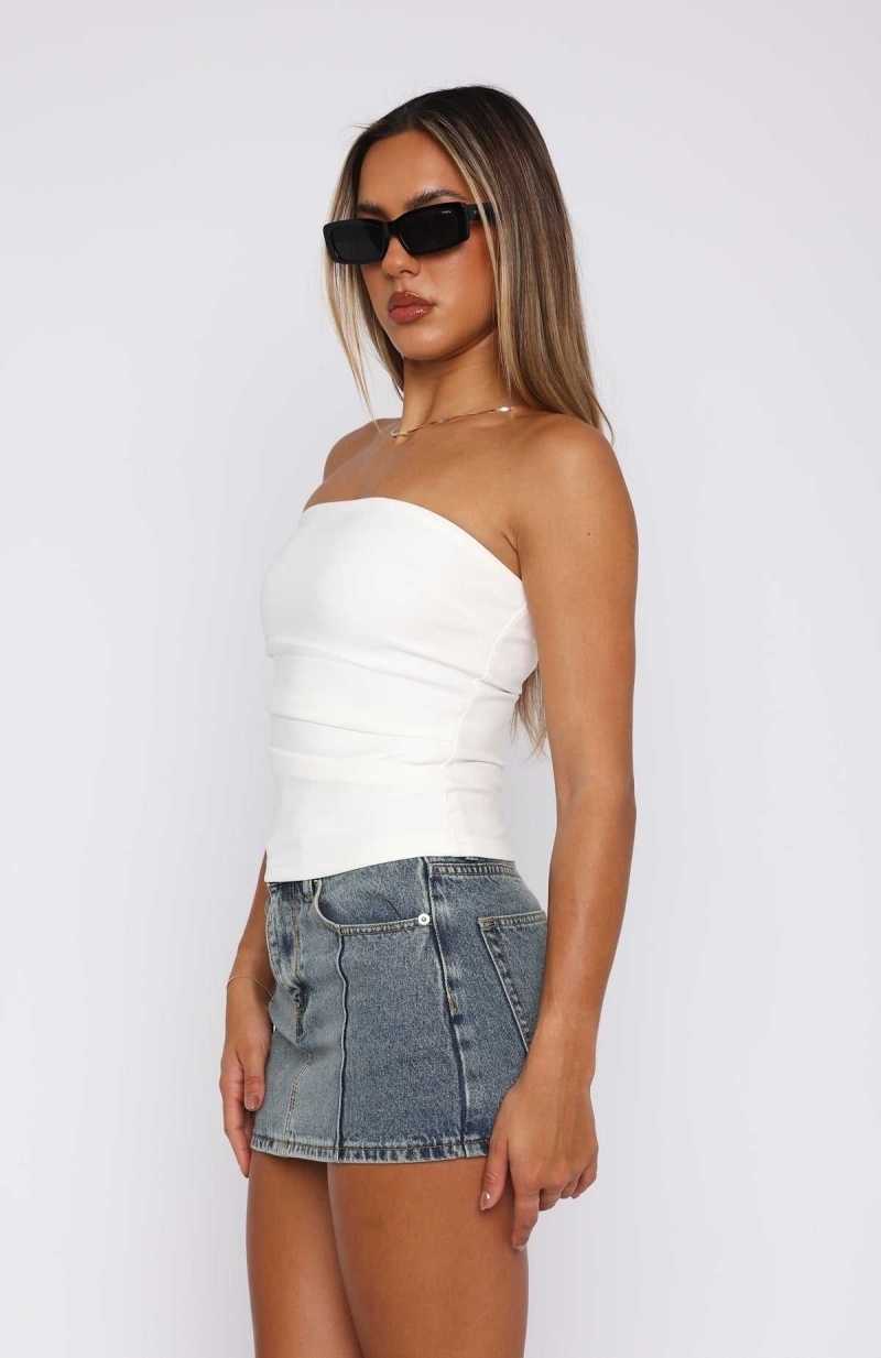 White Fox Right In Front Of Me Strapless Top White | OIWMDP-542