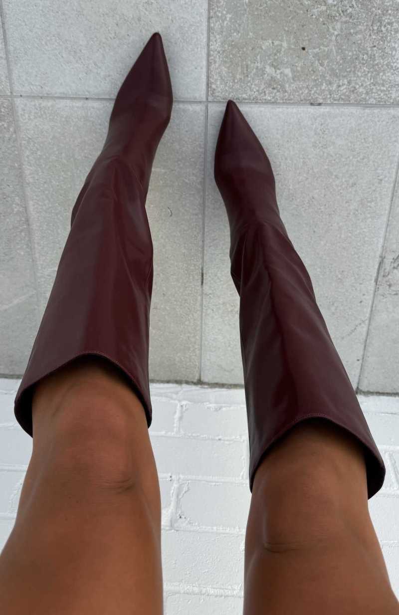 White Fox Run Away With Me Knee High Boots Burgundy | QLETBI-674